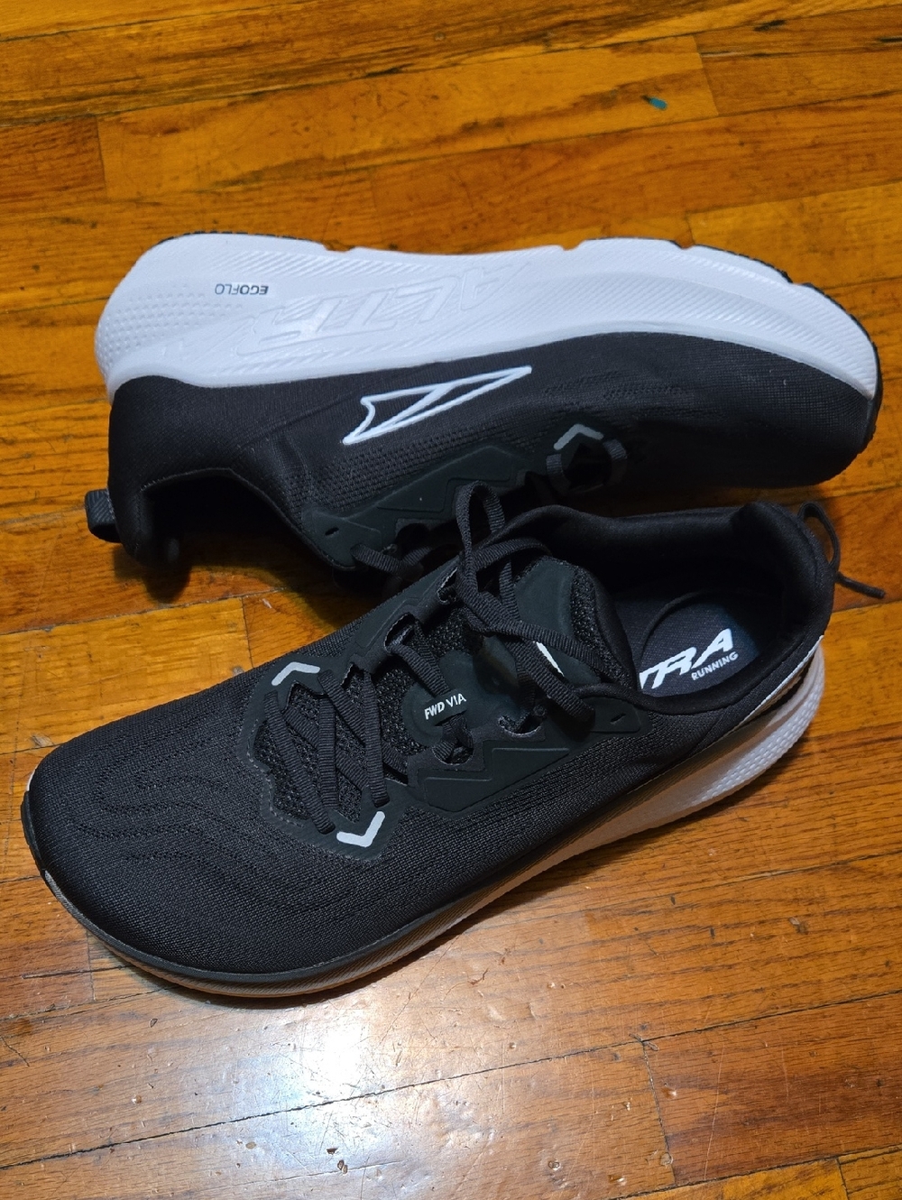 Altra FWD Via Running Shoes Men's Size 13 Black White New